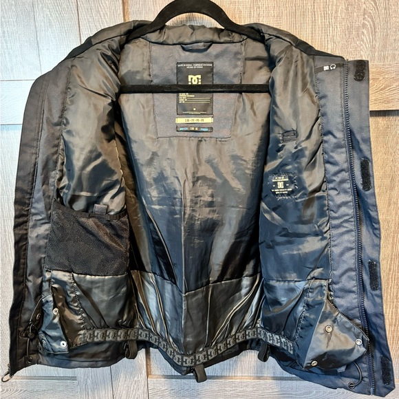 DC Shoes Servo Youth Snowboard Jacket - Picture 3 of 5